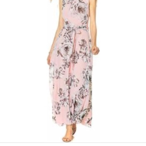 madison leigh Dresses & Skirts - NWT Floral chiffon dress, size 10